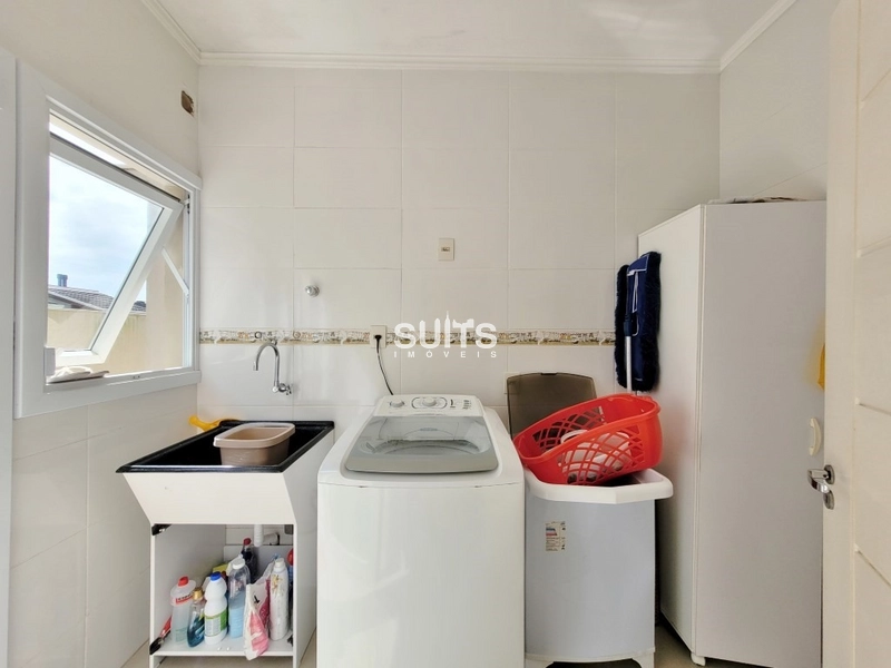 Excelente casa à poucos metros do mar na praia de Rainha do Mar: 25ª foto da galeria de imagens do imóvel