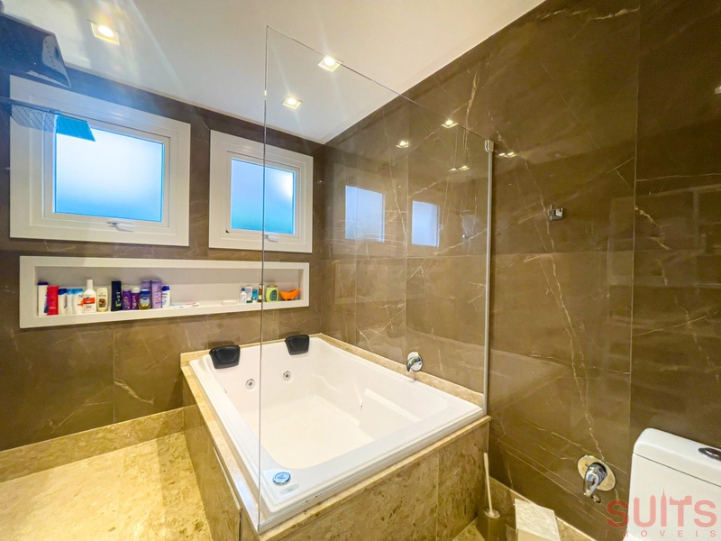 Excelente casa de esquina à venda no condomínio Enseada: 45ª foto da galeria de imagens do imóvel