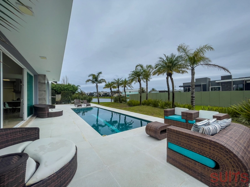 Excelente casa de esquina à venda no condomínio Enseada: 25ª foto da galeria de imagens do imóvel