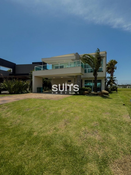 Excelente sobrado beira lago no condomínio Enseada: 4ª foto da galeria de imagens do imóvel