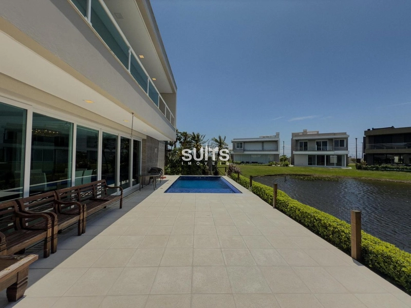 Excelente sobrado beira lago no condomínio Enseada: 17ª foto da galeria de imagens do imóvel