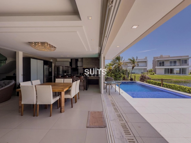 Excelente sobrado beira lago no condomínio Enseada: 30ª foto da galeria de imagens do imóvel