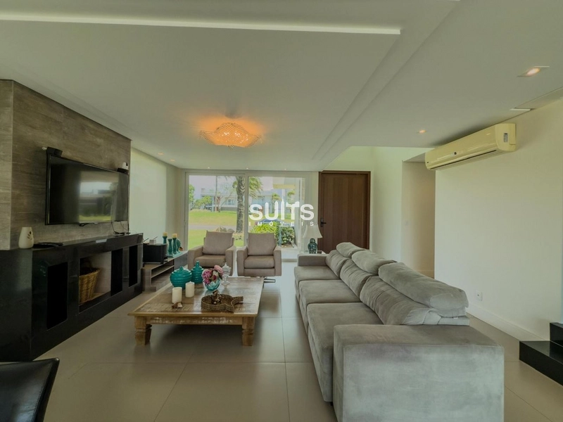 Excelente sobrado beira lago no condomínio Enseada: 8ª foto da galeria de imagens do imóvel