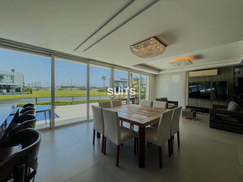 Excelente sobrado beira lago no condomínio Enseada: 14ª foto da galeria de imagens do imóvel