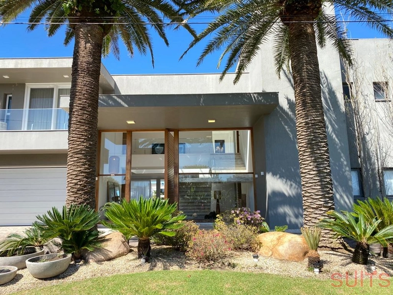 Magnífica mansão com 2 lotes no condomínio Bosques de Atlântida: 4ª foto da galeria de imagens do imóvel