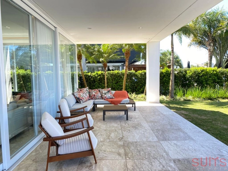 Magnífica mansão com 2 lotes no condomínio Bosques de Atlântida: 33ª foto da galeria de imagens do imóvel