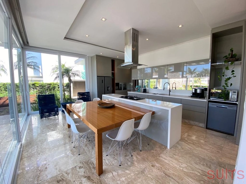 Magnífica mansão com 2 lotes no condomínio Bosques de Atlântida: 26ª foto da galeria de imagens do imóvel