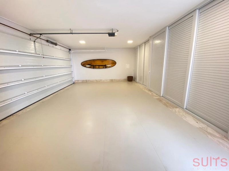 Magnífica mansão com 2 lotes no condomínio Bosques de Atlântida: 7ª foto da galeria de imagens do imóvel