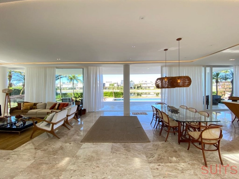 Magnífica mansão com 2 lotes no condomínio Bosques de Atlântida: 19ª foto da galeria de imagens do imóvel