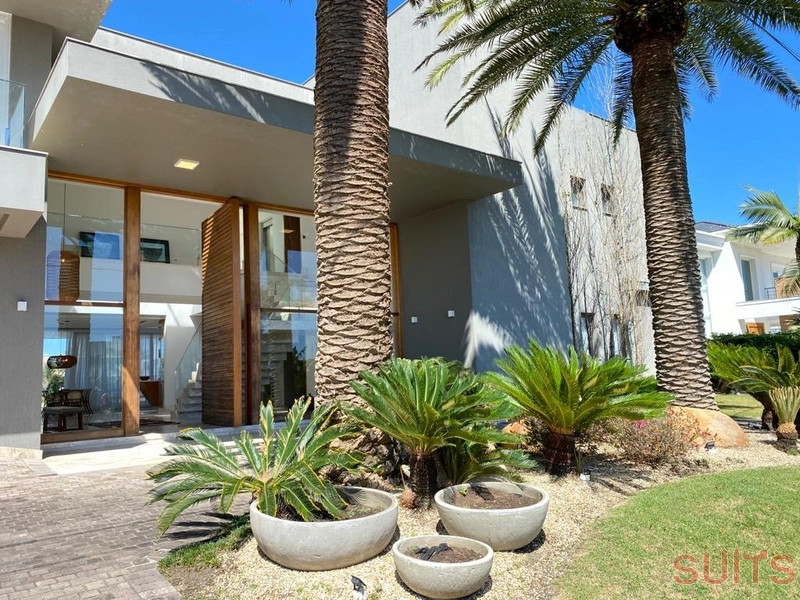 Magnífica mansão com 2 lotes no condomínio Bosques de Atlântida: 5ª foto da galeria de imagens do imóvel