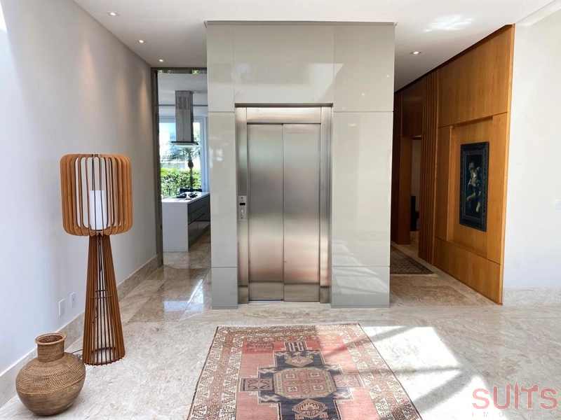 Magnífica mansão com 2 lotes no condomínio Bosques de Atlântida: 47ª foto da galeria de imagens do imóvel