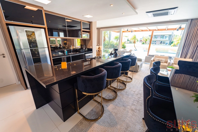 Excelente sobrado beira lago no condomínio Enseada: 40ª foto da galeria de imagens do imóvel