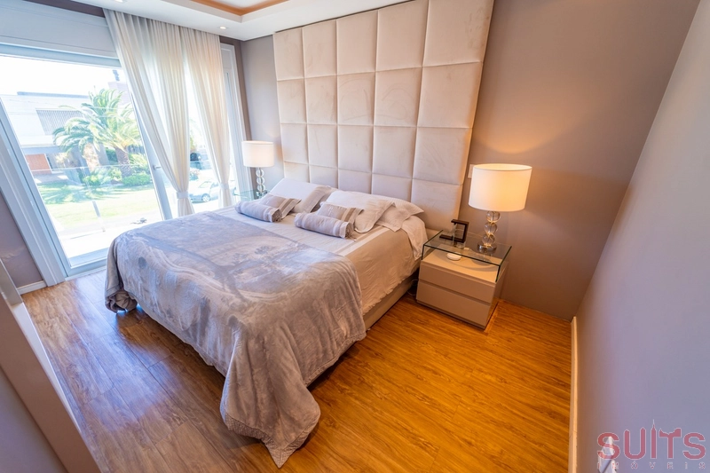 Excelente sobrado beira lago no condomínio Enseada: 64ª foto da galeria de imagens do imóvel