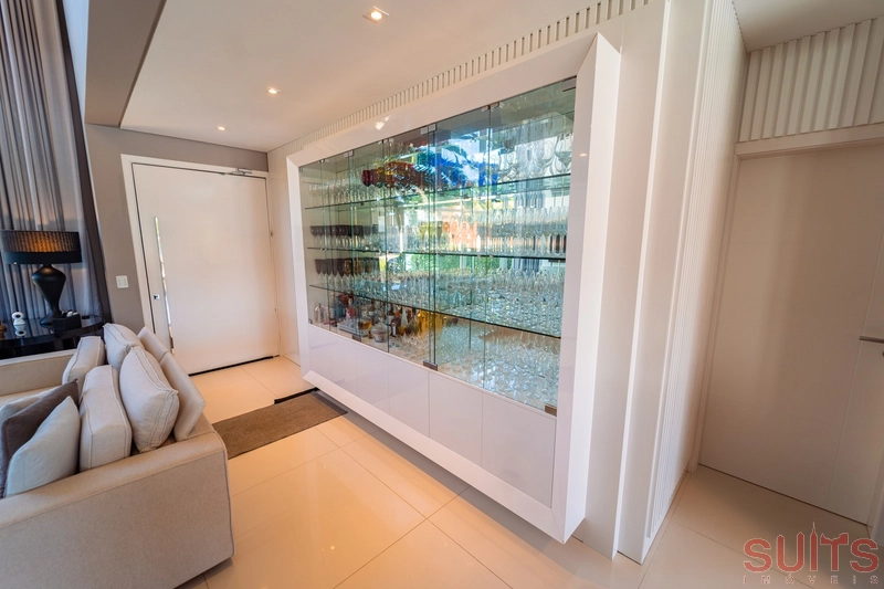 Excelente sobrado beira lago no condomínio Enseada: 36ª foto da galeria de imagens do imóvel