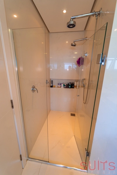 Excelente sobrado beira lago no condomínio Enseada: 69ª foto da galeria de imagens do imóvel