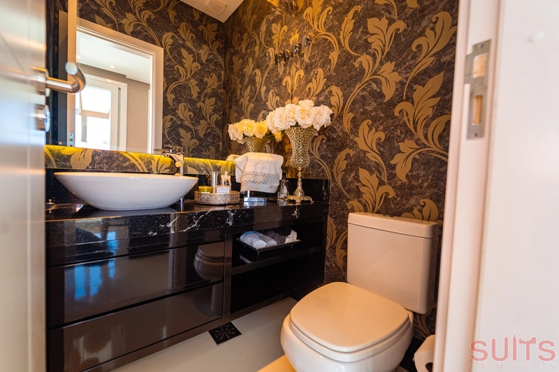 Excelente sobrado beira lago no condomínio Enseada: 48ª foto da galeria de imagens do imóvel