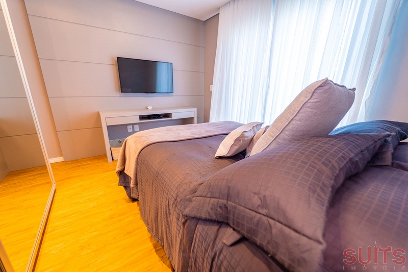 Excelente sobrado beira lago no condomínio Enseada: 52ª foto da galeria de imagens do imóvel