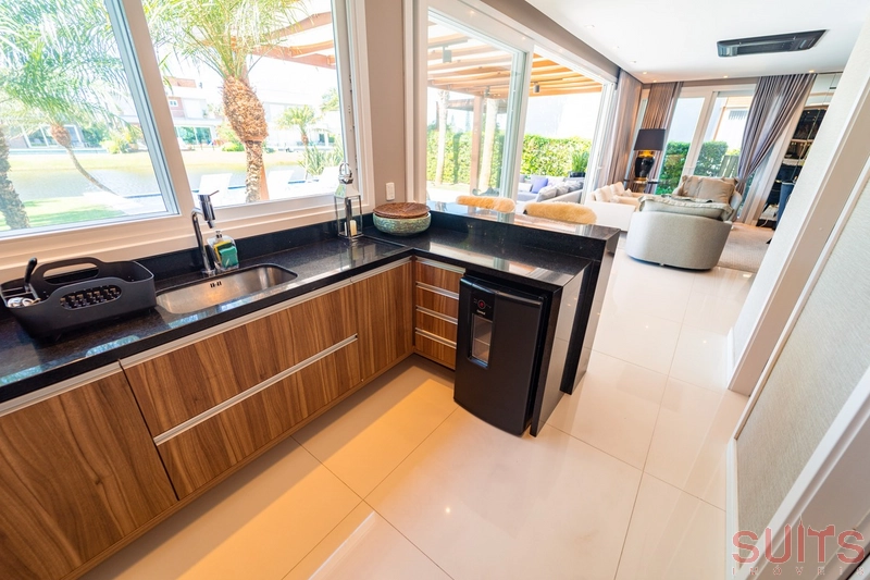 Excelente sobrado beira lago no condomínio Enseada: 46ª foto da galeria de imagens do imóvel