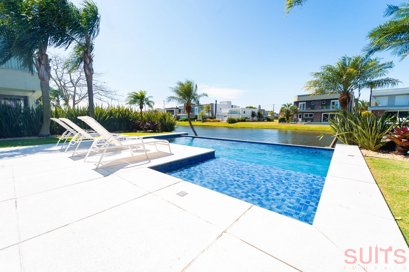 Excelente sobrado beira lago no condomínio Enseada: 9ª foto da galeria de imagens do imóvel