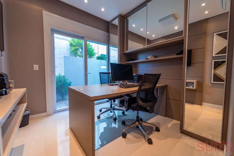 Excelente sobrado beira lago no condomínio Enseada: 75ª foto da galeria de imagens do imóvel