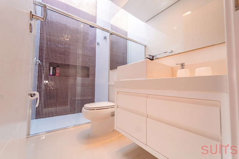 Excelente sobrado beira lago no condomínio Enseada: 57ª foto da galeria de imagens do imóvel