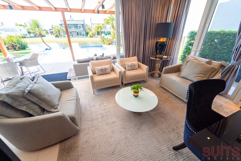 Excelente sobrado beira lago no condomínio Enseada: 42ª foto da galeria de imagens do imóvel