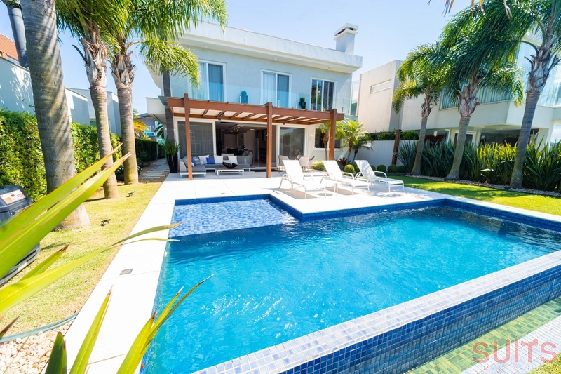 Excelente sobrado beira lago no condomínio Enseada: 15ª foto da galeria de imagens do imóvel