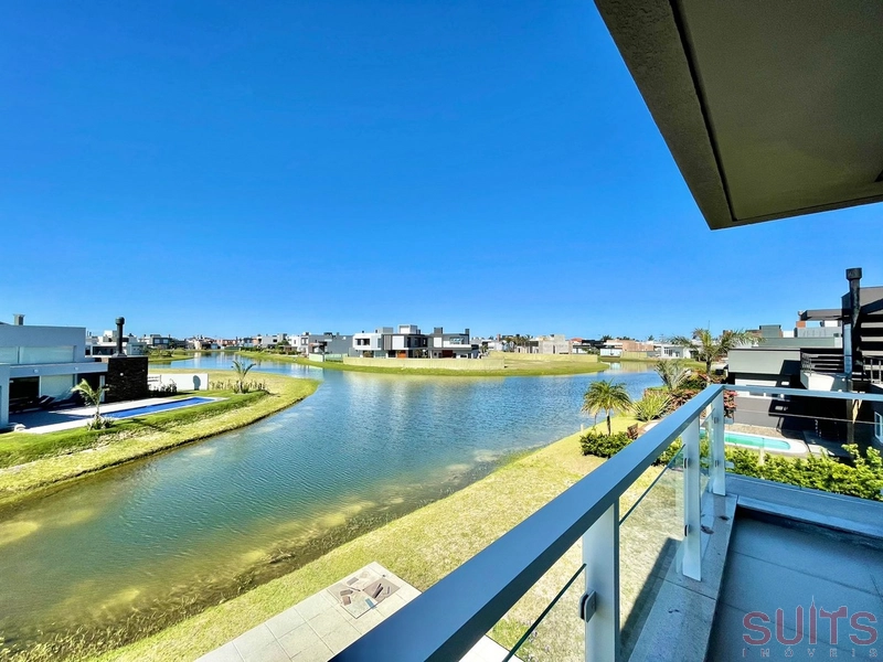 Excelente sobrado beira lago no condomínio Riviera: 41ª foto da galeria de imagens do imóvel