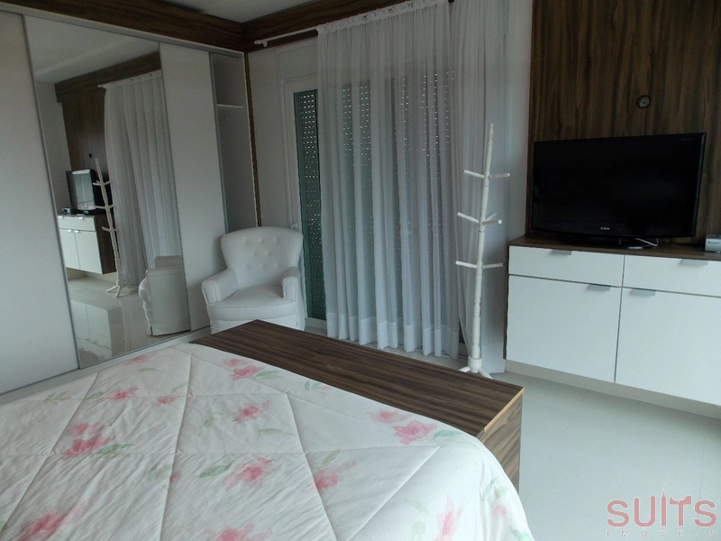 Incrível mansão no condomínio Bosques de Atlântida: 47ª foto da galeria de imagens do imóvel