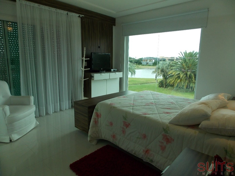 Incrível mansão no condomínio Bosques de Atlântida: 54ª foto da galeria de imagens do imóvel