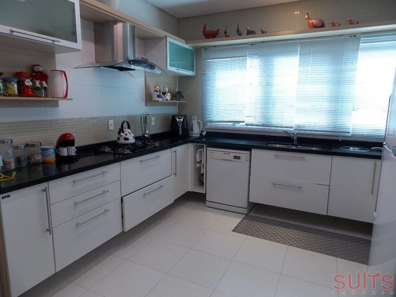 Incrível mansão no condomínio Bosques de Atlântida: 71ª foto da galeria de imagens do imóvel