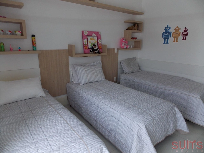 Incrível mansão no condomínio Bosques de Atlântida: 24ª foto da galeria de imagens do imóvel