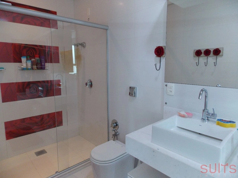 Incrível mansão no condomínio Bosques de Atlântida: 22ª foto da galeria de imagens do imóvel