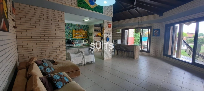 Excelente Sobrado á poucos metros do mar em Rainha do mar: 6ª foto da galeria de imagens do imóvel