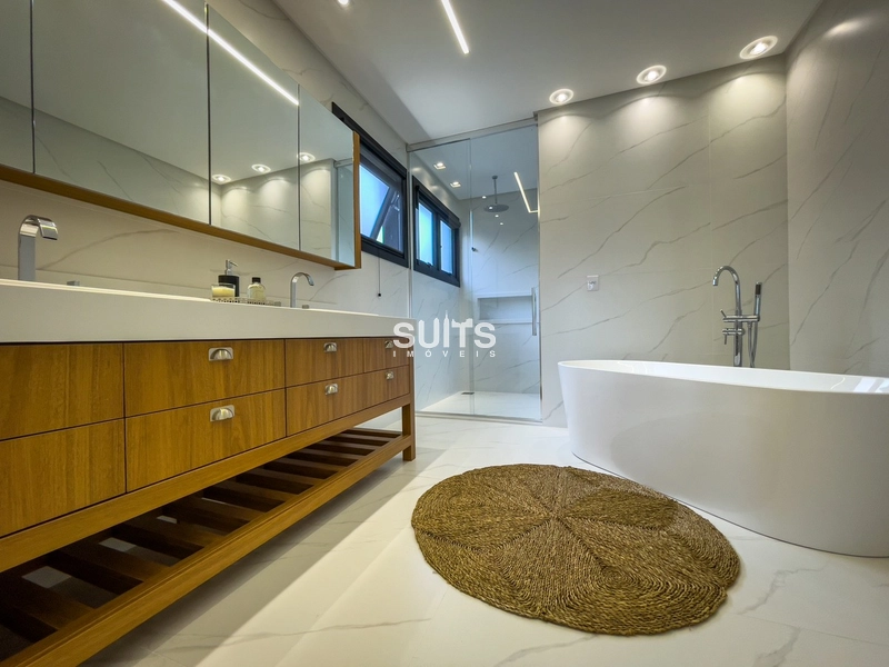 Excelente sobrado as margens do lago no condomínio Sense: 51ª foto da galeria de imagens do imóvel