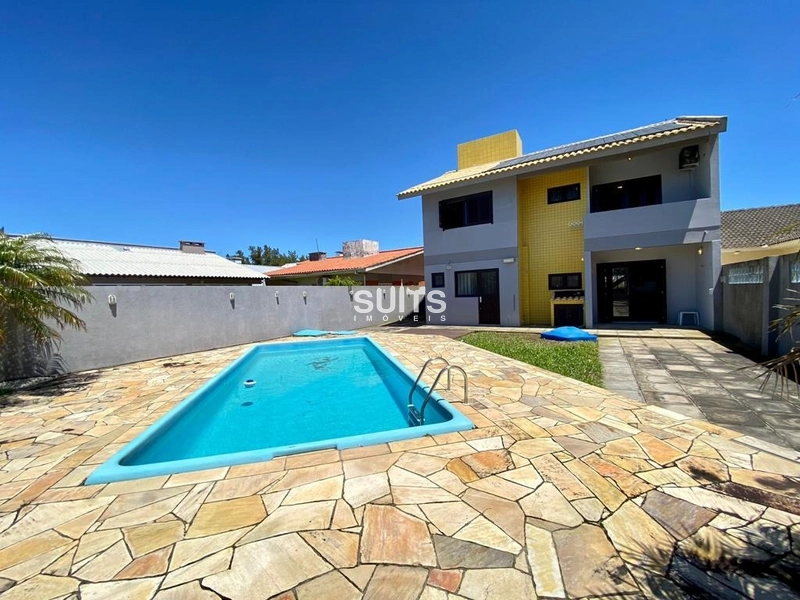 Excelente sobrado à 03 quadras do mar no Centro de Xangri-Lá: 33ª foto da galeria de imagens do imóvel