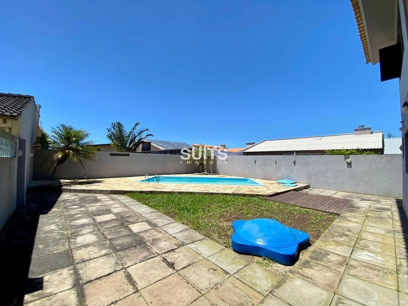 Excelente sobrado à 03 quadras do mar no Centro de Xangri-Lá: 32ª foto da galeria de imagens do imóvel