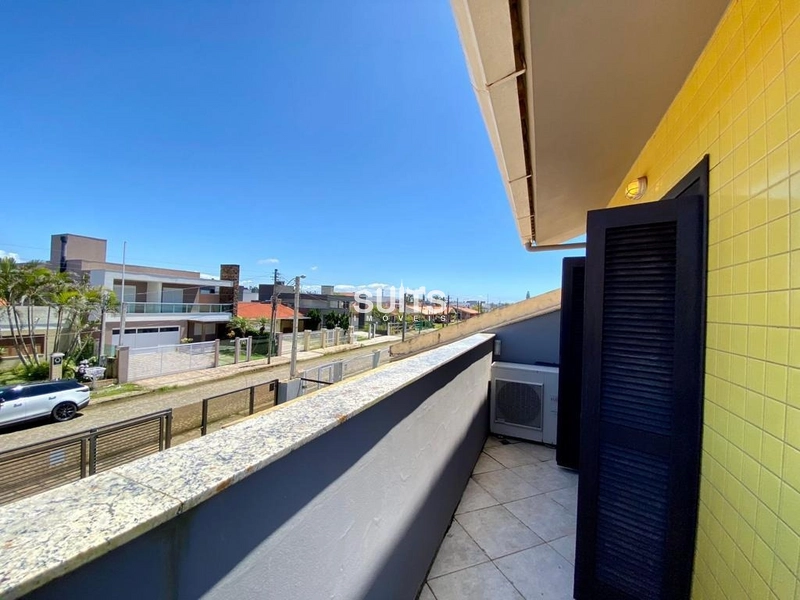 Excelente sobrado à 03 quadras do mar no Centro de Xangri-Lá: 22ª foto da galeria de imagens do imóvel