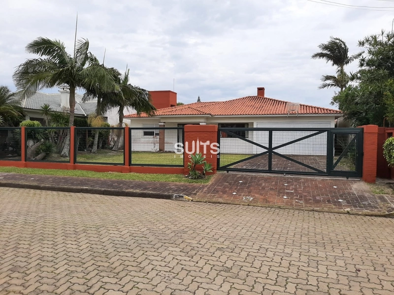 Belíssima casa em excelente localização na praia de Atlântida: 7ª foto da galeria de imagens do imóvel