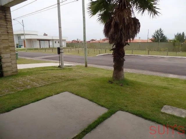 Linda sobrado à venda no condomínio Las Palmas: 3ª foto da galeria de imagens do imóvel