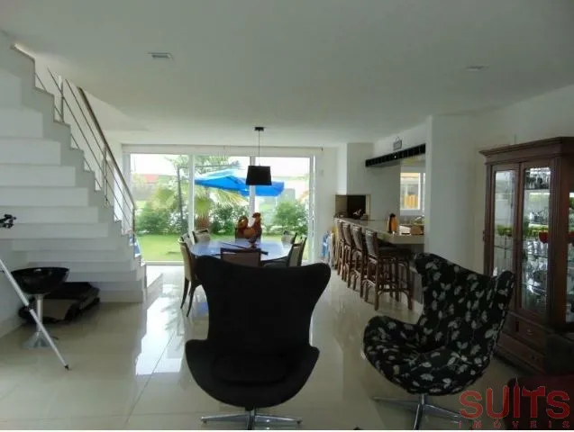 Linda sobrado à venda no condomínio Las Palmas: 5ª foto da galeria de imagens do imóvel