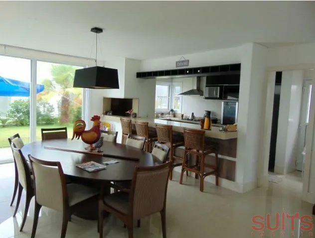 Linda sobrado à venda no condomínio Las Palmas: 7ª foto da galeria de imagens do imóvel