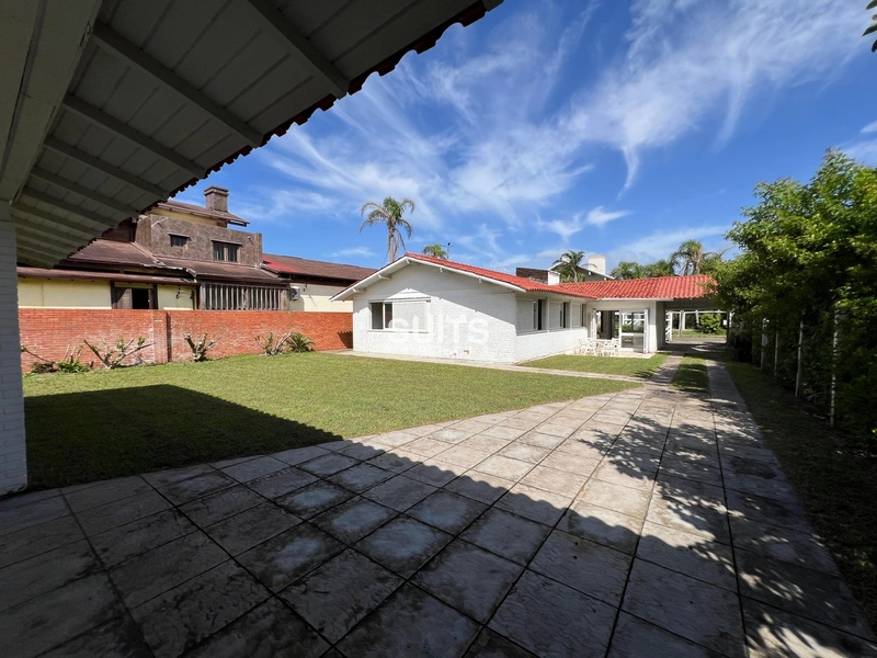 Ótima casa à poucos metros do mar em Atlântida: 23ª foto da galeria de imagens do imóvel