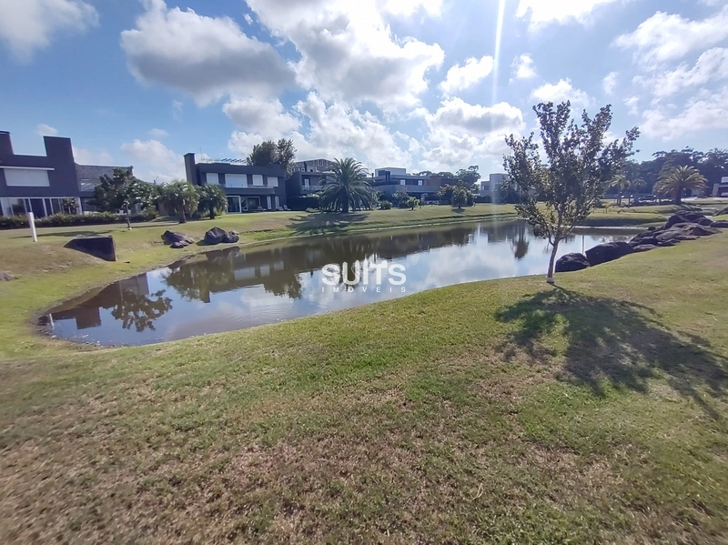 Excelente sobrado beira lago no condomínio Villaggio Atlântida: 27ª foto da galeria de imagens do imóvel