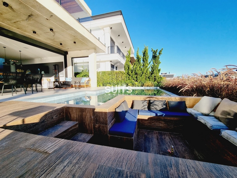 Belíssima casa de luxo em condomínio Sense: 34ª foto da galeria de imagens do imóvel