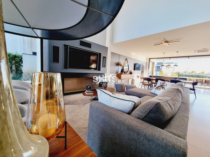 Belíssima casa de luxo em condomínio Sense: 28ª foto da galeria de imagens do imóvel