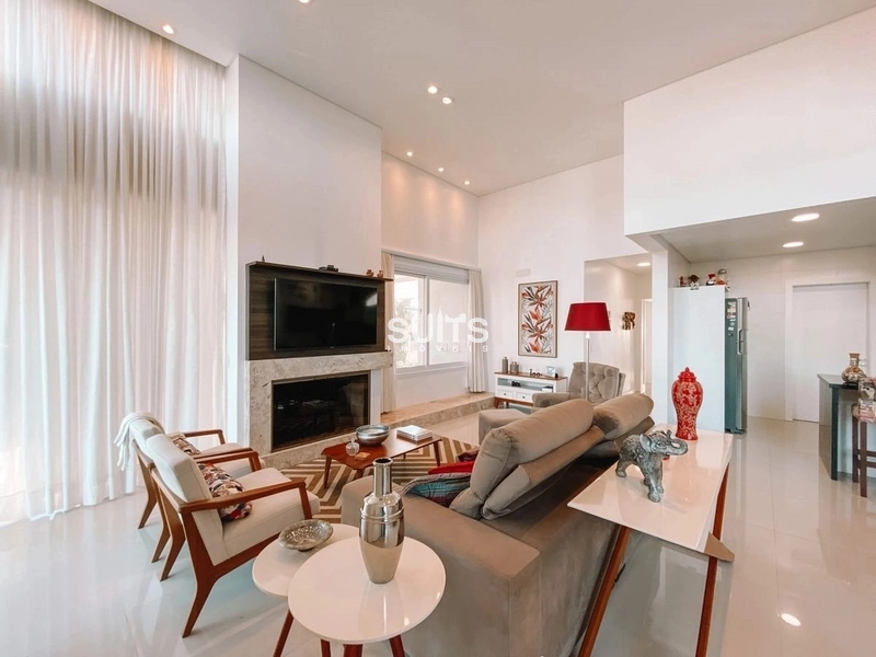 Excelente casa com uma linda área verde no Condomínio Rivieira: 3ª foto da galeria de imagens do imóvel