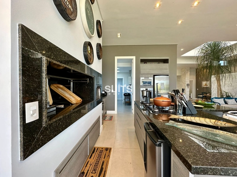 Excelente sobrado de esquina no condomínio Enseada: 22ª foto da galeria de imagens do imóvel