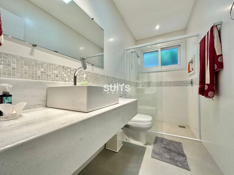 Excelente sobrado de esquina no condomínio Enseada: 41ª foto da galeria de imagens do imóvel