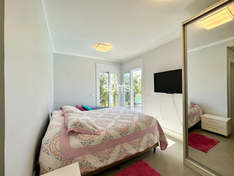 Excelente sobrado de esquina no condomínio Enseada: 42ª foto da galeria de imagens do imóvel